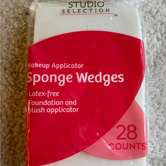 Bundle Cosmetic Bag Estée Lauder, Jeffrestar Lipstick, Crème Brow Pencil, + 6 - Picture 10 of 16